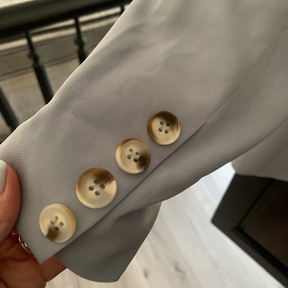 Blazer and shorts coord set - Picture 5 of 10